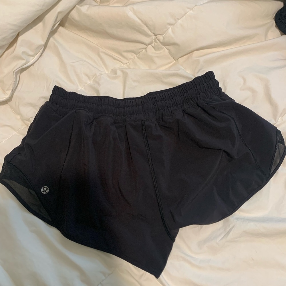 Lululemon, low rise, 2.5 inch
